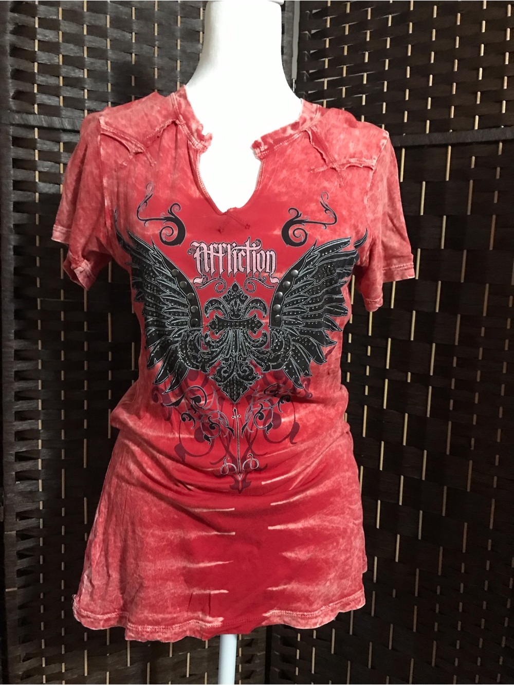 Affliction Distressed Red Short Sleeve V-Neck with Black Wing Graphic